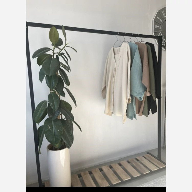 رگال لباس کف چوب خاص